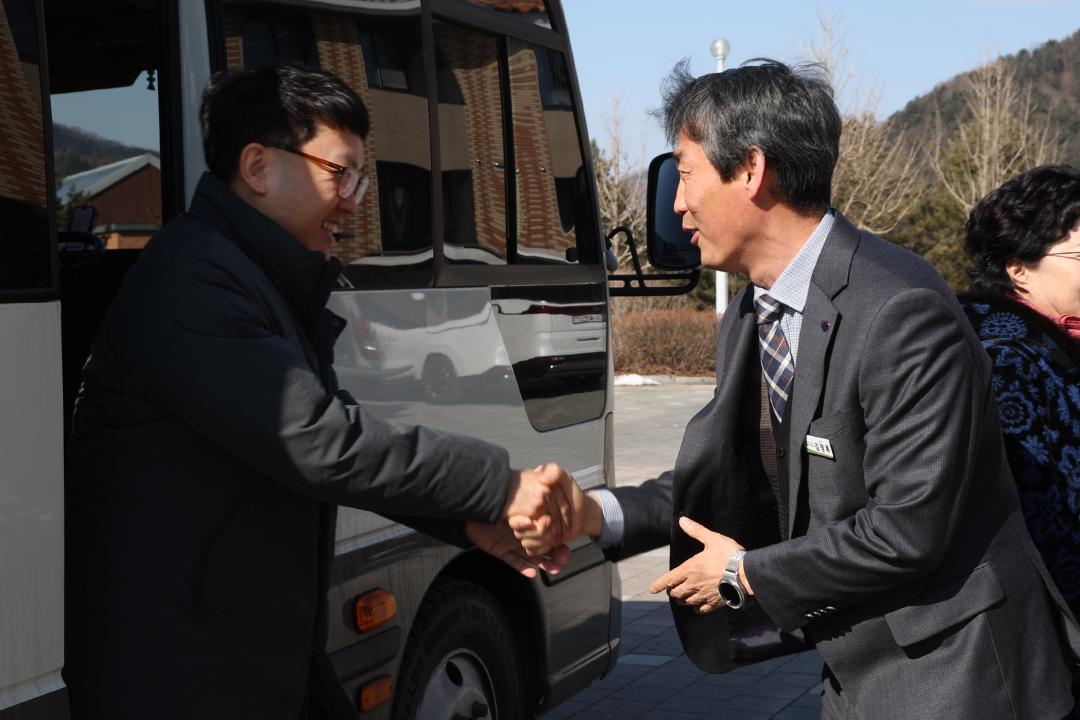 '제334회 교육위원회 현지시찰' 게시글의 사진(6) '2025-02-06 제334회 교육위원회 현지시찰(강원특별자치도교육청 학생교육원) (4).jpg'