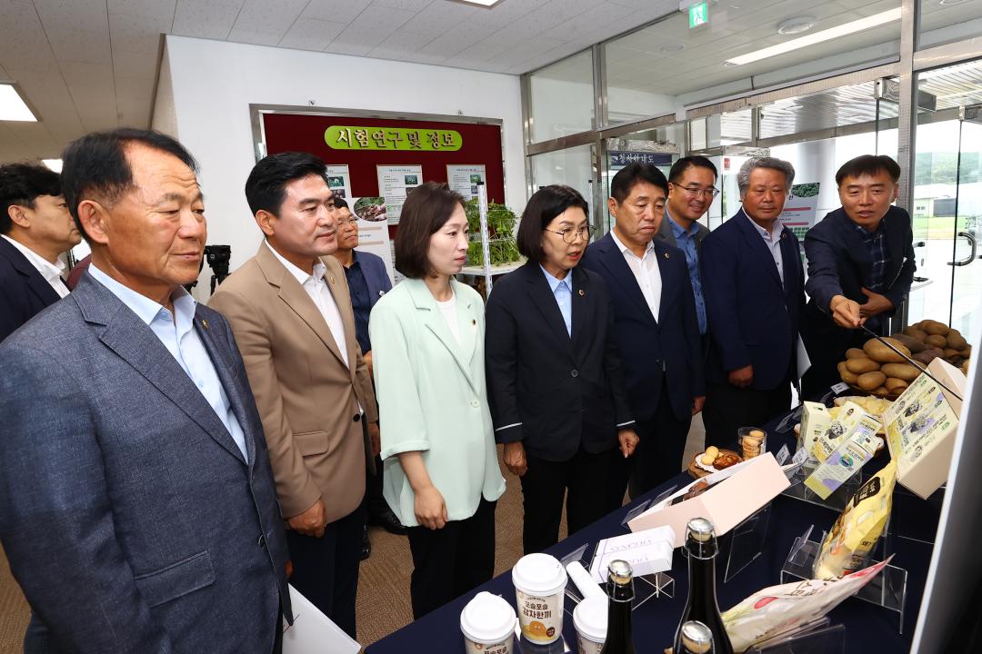 '제339회 농림수산위원회 의정연찬회' 게시글의 사진(51) '2025-07-15 제339회 농림수산위원회 의정연찬회 (51).jpg'