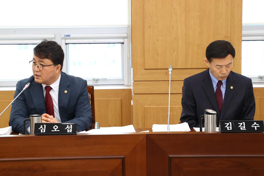 '제336회 제1차 교육위원회' 게시글의 사진(4) '2025-04-09 제336회 제1차 교육위원회 (4).jpg'