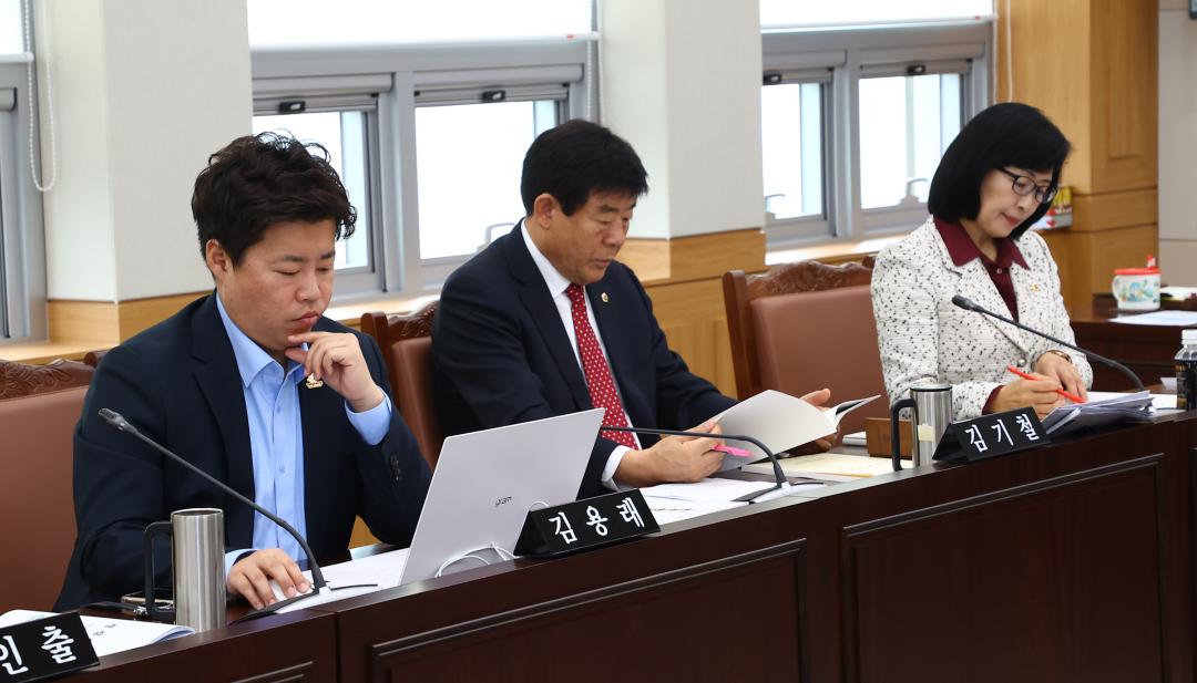 '2025년도 안전건설위원회 행정사무감사(소방본부)' 게시글의 사진(3) '2025-11-06 2025년도 안전건설위원회 행정사무감사(소방본부) (3).jpg'