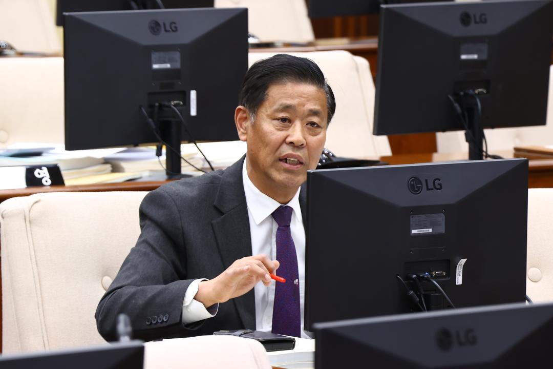 '제342회 제1차 예산결산특별위원회' 게시글의 사진(57) '2025-12-01 제342회 제1차 예산결산특별위원회 (59).jpg'