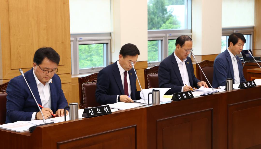 '제337회 제1차 교육위원회' 게시글의 사진(7) '2025-05-09 제337회 제1차 교육위원회 (8).jpg'