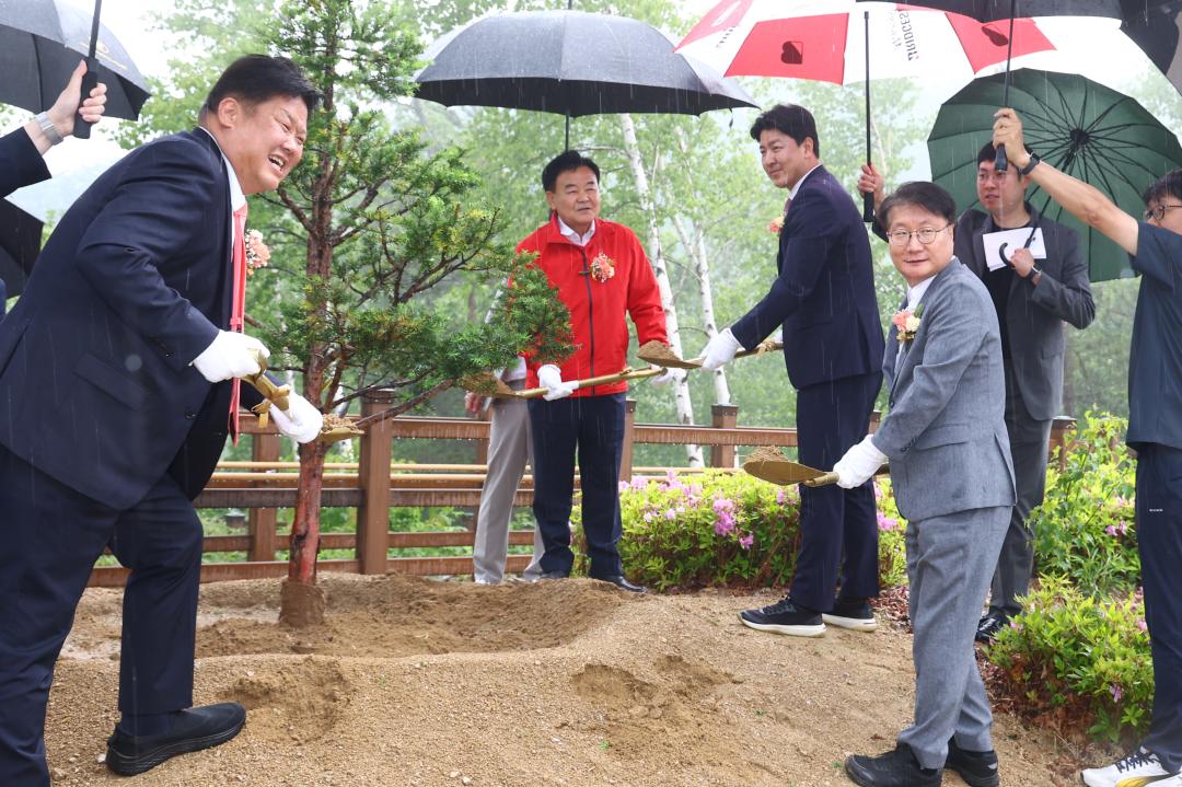 '태백 매봉산 천상의 숲 개장식' 게시글의 사진(23) '2025-05-28 태백 매봉산 천상의 숲 개장식 (25).jpg'