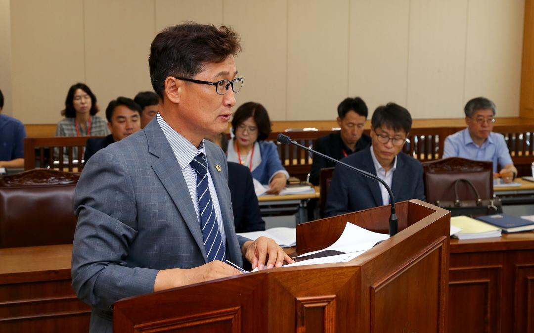 '제284회 제1차 농림수산위원회' 게시글의 사진(1) '2019-09-04 제284회 제1차 농림수산위원회 (1).jpg'