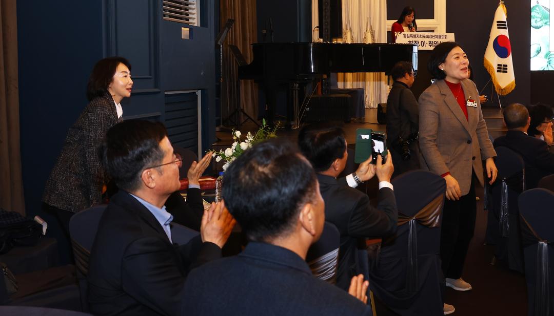 '강원특별자치도여성단체협의회 회장이취임식' 게시글의 사진(17) '2026-02-23 강원특별자치도여성단체협의회 회장이취임식 (17).jpg'