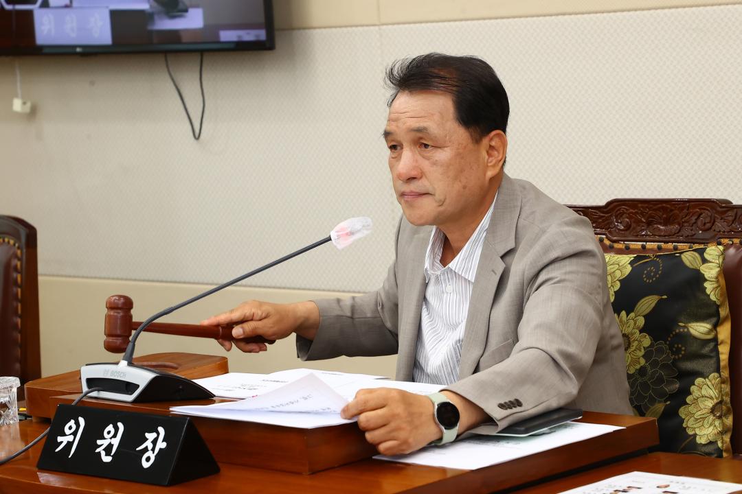 '제338회 제1차 의회운영위원회' 게시글의 사진(12) '2025-06-05 제338회 제1차 의회운영위원회 (12).jpg'
