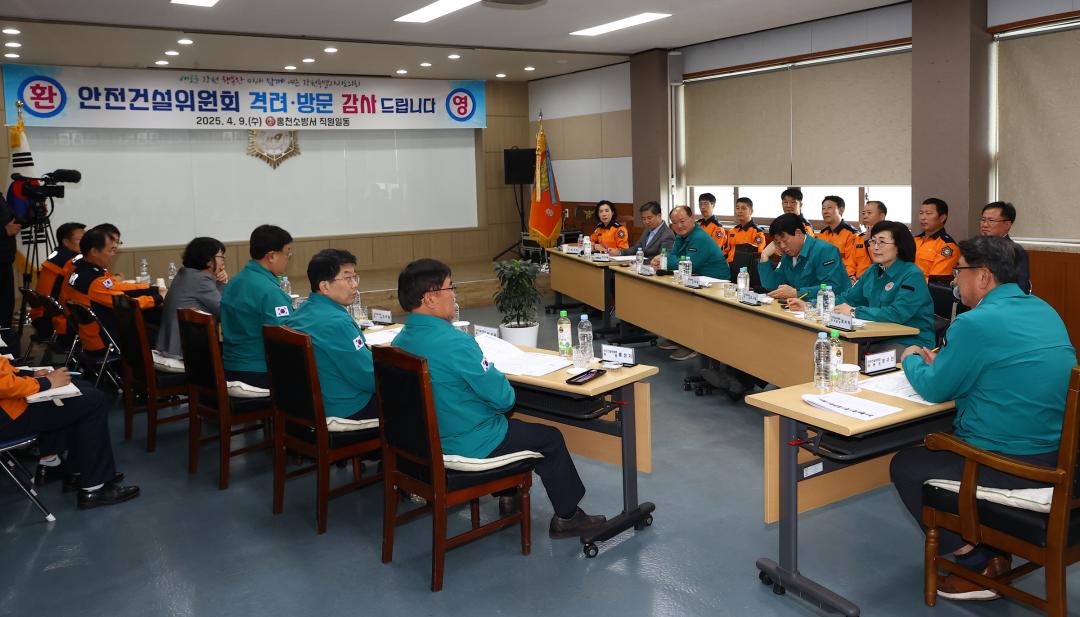 '제336회 안전건설위원회 민생현장 방문' 게시글의 사진(13) '2025-04-09 제336회 안전건설위원회 민생현장 방문 (12).jpg'
