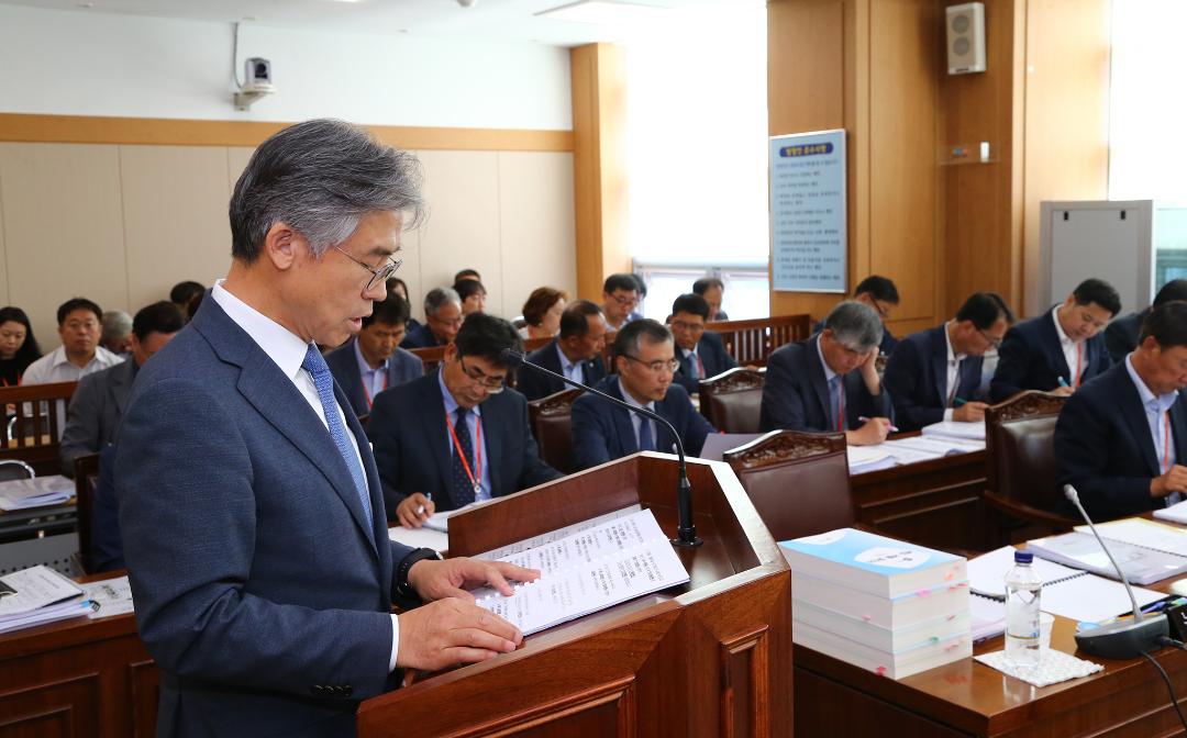 '제282회 제3차 농림수산위원회' 게시글의 사진(2) '2019-06-11 제282회 제3차 농림수산위원회 (2).jpg'