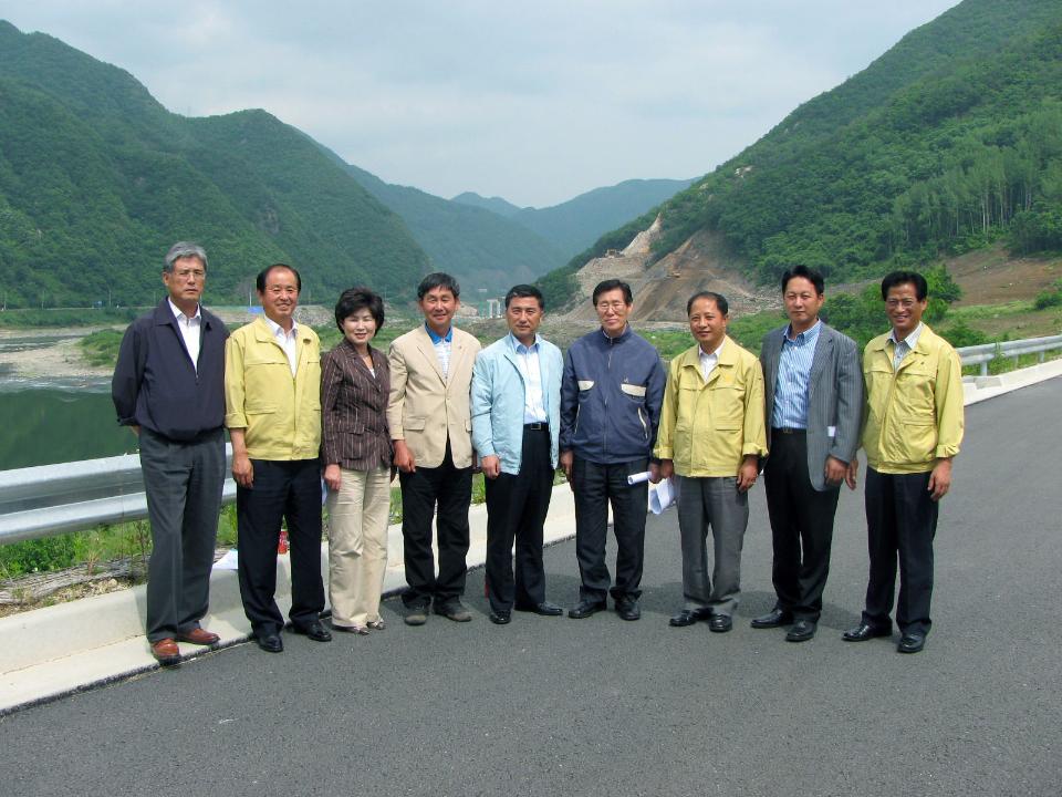'평창 진부 호명지구 수해복구 현지확인' 게시글의 사진(7) '2008-06-20 평창 진부 호명지구 수해복구 현지확인 (7).jpg'