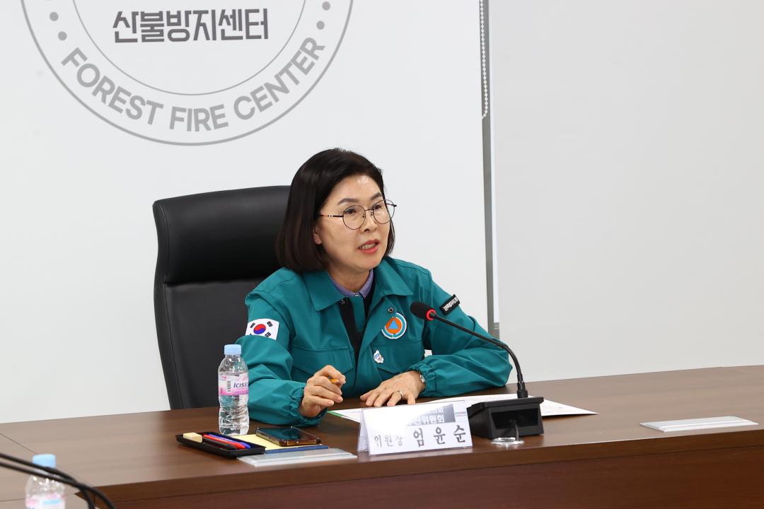 '제335회 농림수산위원회 현지시찰' 게시글의 사진(26) '2025-03-10 제335회 농림수산위원회 현지시찰(강릉 산불방지센터,산림항공관리소 ) (26).jpg'