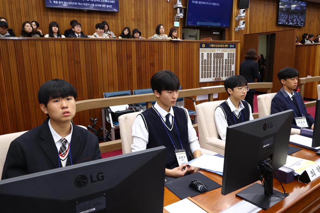 '2026 강원 청소년도의회' 게시글의 사진(16) '2026-04-10 2026 강원 청소년도의회 (15).jpg'
