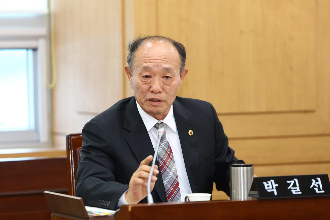 '2025년도 농림수산위원회 행정사무감사(산림환경국)' 게시글의 사진(16) '2025-11-07 2025년도 농림수산위원회 행정사무감사(산림환경국) (16).jpg'