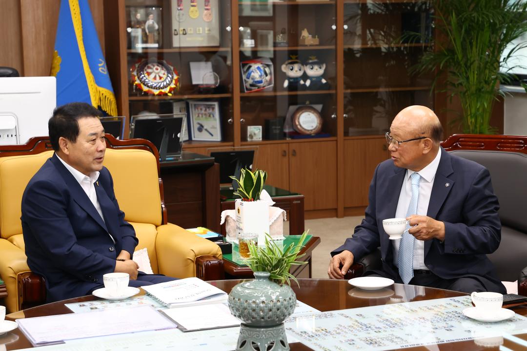 '강원특별자치도의회방문(강원특별자치도의정회)' 게시글의 사진(5) '2024-07-16 강원특별자치도의회방문(강원특별자치도의정회) (5).jpg'