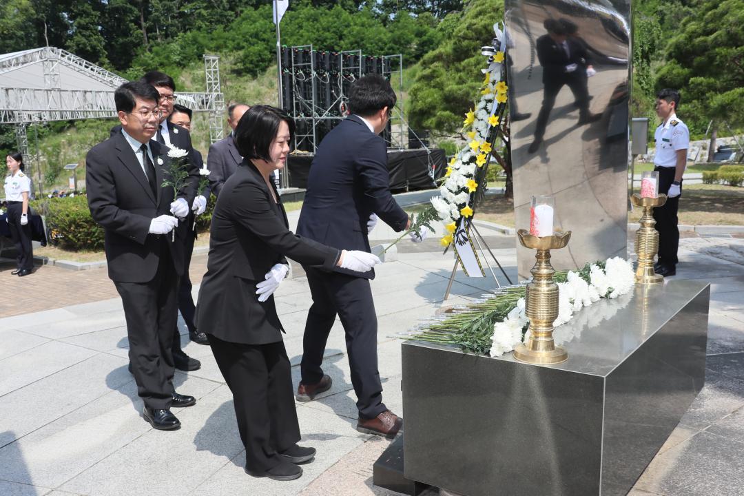 '제70회 현충일 추념식' 게시글의 사진(8) '2025-06-06 제70회 현충일 추념식(원주) (1).jpg'