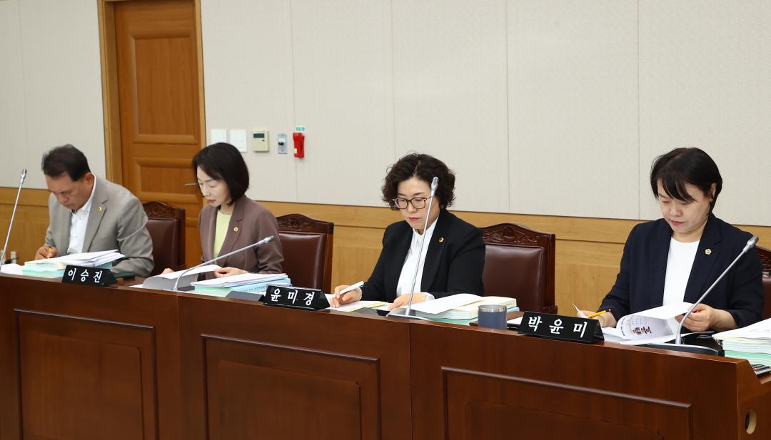 '제347회 제4차 기획안전소방위원회' 게시글의 사진(10) '2026-07-13 제347회 제4차 기획안전소방위원회 (10).jpg'