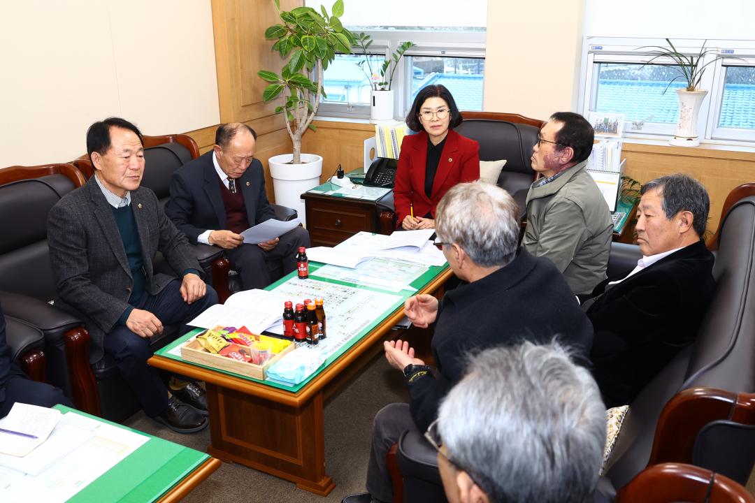 '강원특별자치도의회 농림수산위원회-강원산채연구회 간담회' 게시글의 사진(12) '2026-02-04 농림수산위원회-강원산채연구회 간담 (12).jpg'