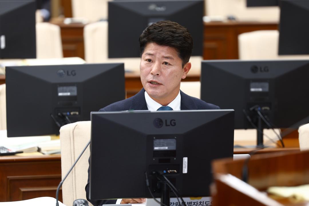 '제342회 제2차 예산결산특별위원회' 게시글의 사진(16) '2025-12-02 제342회 제2차 예산결산특별위원회 (16).jpg'