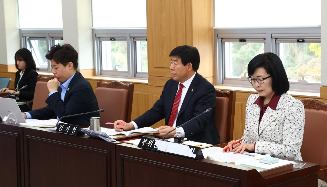 '2025년도 안전건설위원회 행정사무감사(소방본부)' 게시글의 사진(6) '2025-11-06 2025년도 안전건설위원회 행정사무감사(소방본부) (6).jpg'
