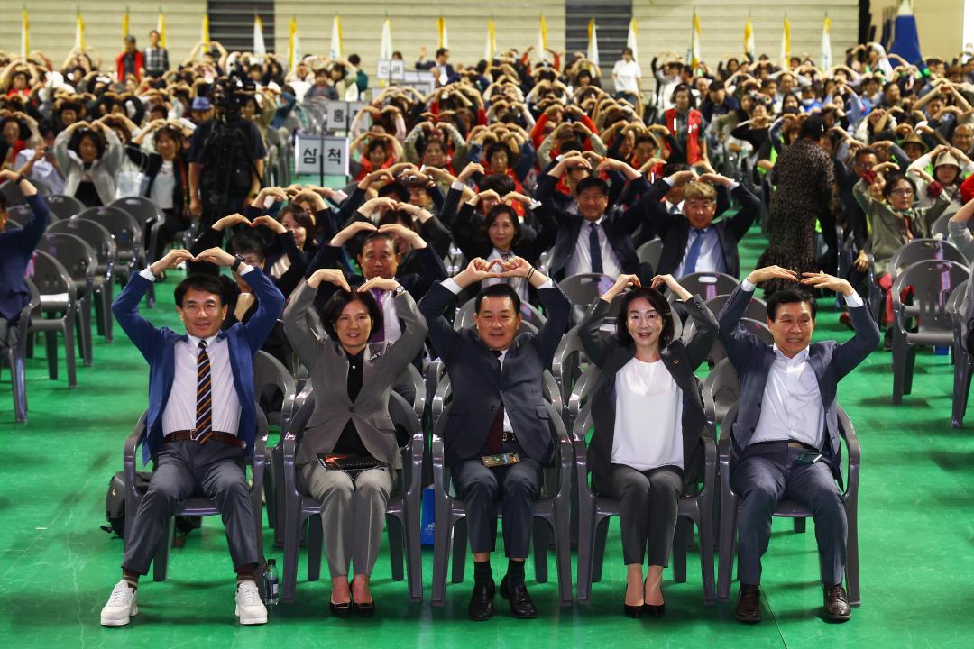 '제24회 강원특별자치도 사회복지사 대회' 게시글의 사진(51) '2025-09-30 제24회 강원특별자치도 사회복지사 대회 (51).jpg'