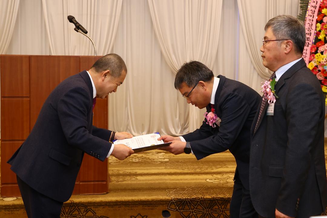 '대한기계설비건설협회 강원특별자치도회 제37회 정기종회' 게시글의 사진(13) '2026-02-26 대한기계설비건설협회 강원특별자치도회 제37회 정기종회 (13).jpg'