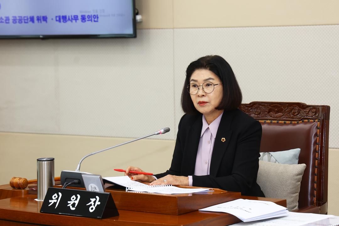 '제341회 제1차 농림수산위원회' 게시글의 사진(3) '2025-10-14 제341회 제1차 농림수산위원회 (3).jpg'