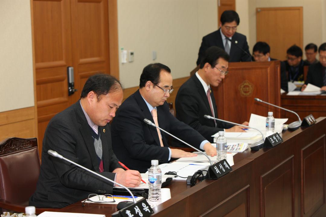 '제252회 제3차 경제건설위원회' 게시글의 사진(6) '2016-02-01 제252회 제3차 경제건설위원회 (6).JPG'