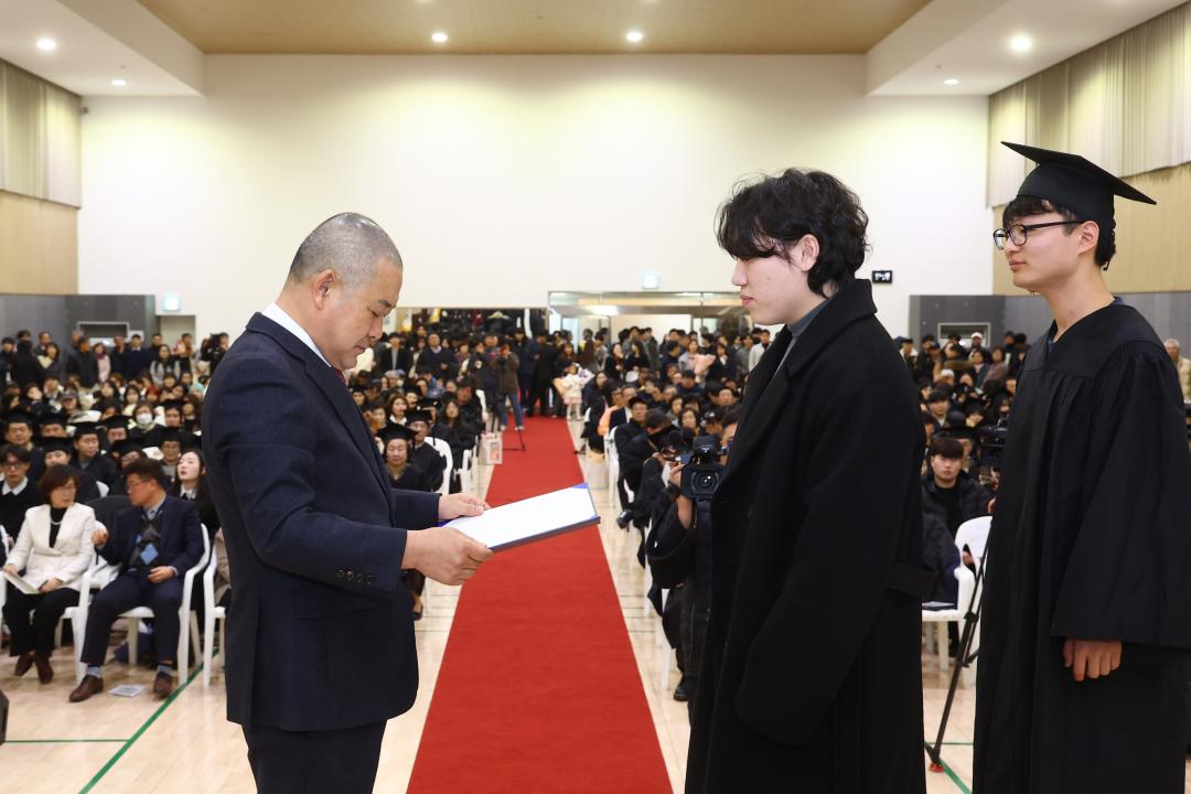 '제27회 강원도립대학교 학위수여식' 게시글의 사진(20) '2026-02-13 제27회 강원도립대학교 학위수여식 (20).jpg'