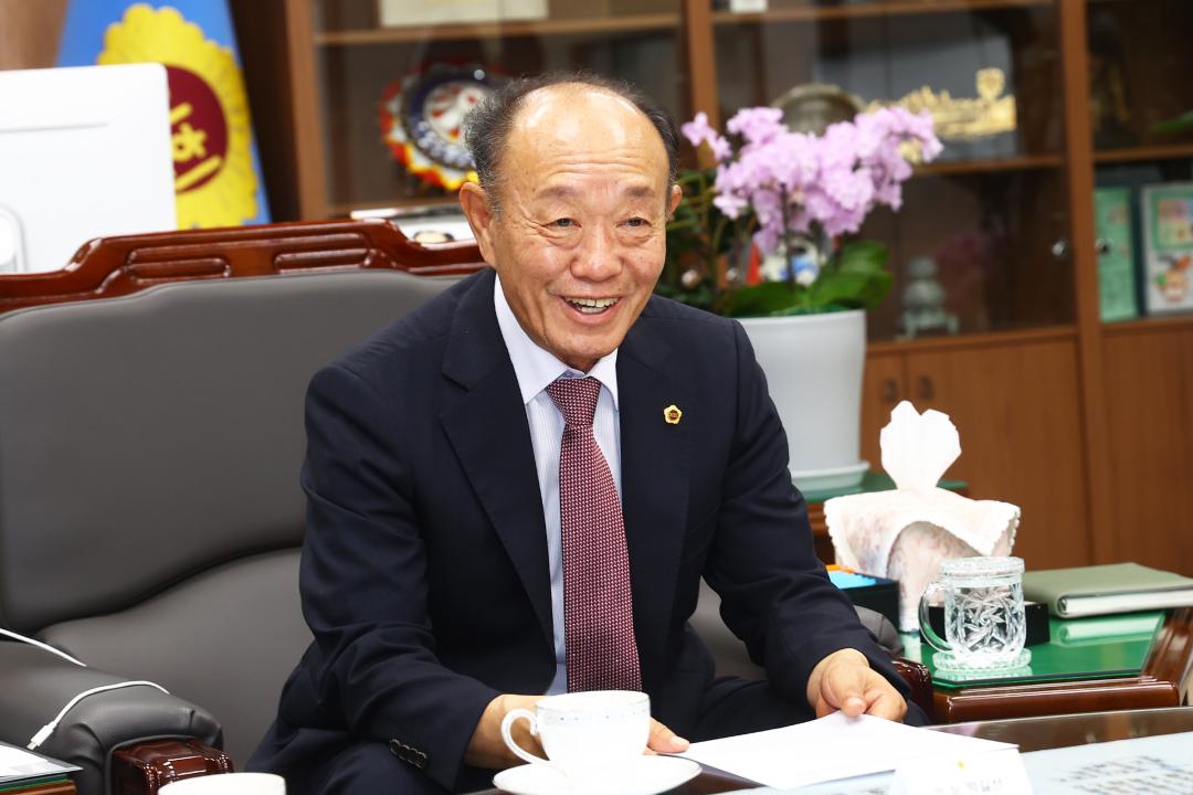'강원특별자치도의회 의원 행동강령운영 자문위원회 위촉식' 게시글의 사진(20) '2026-07-28 강원특별자치도의회 의원 행동강령운영 자문위원회 위촉식 (21).jpg'