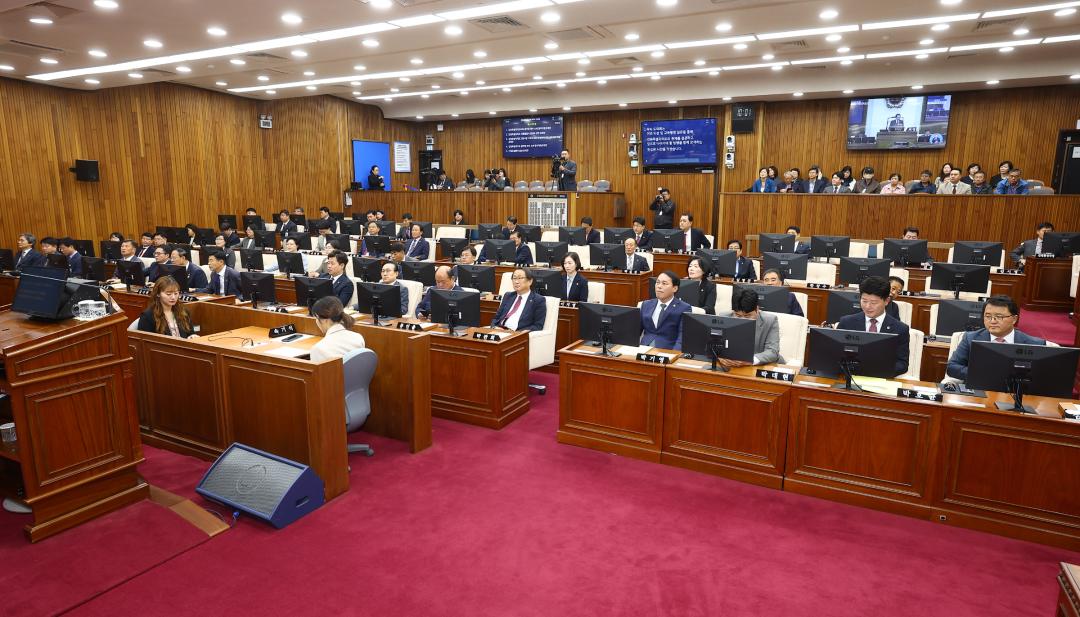 '제341회 제5차 본회의' 게시글의 사진(3) '2025-10-23 제341회 제5차 본회의 (3).jpg'