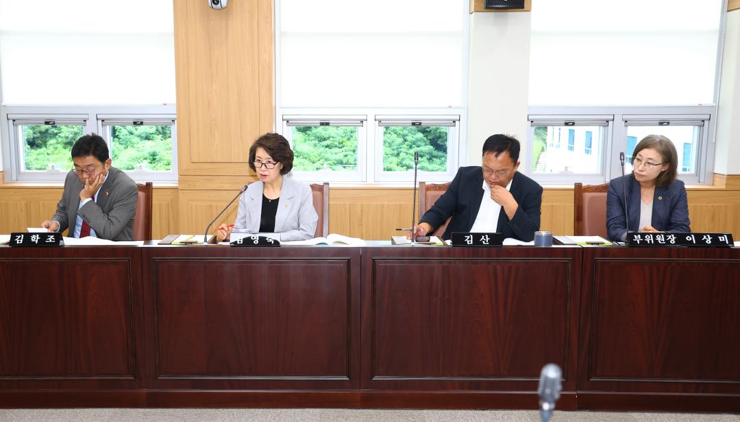 '제347회 제5차 복지건설위원회' 게시글의 사진(4) '2026-07-15 제347회 제5차 복지건설위원회 (4).jpg'