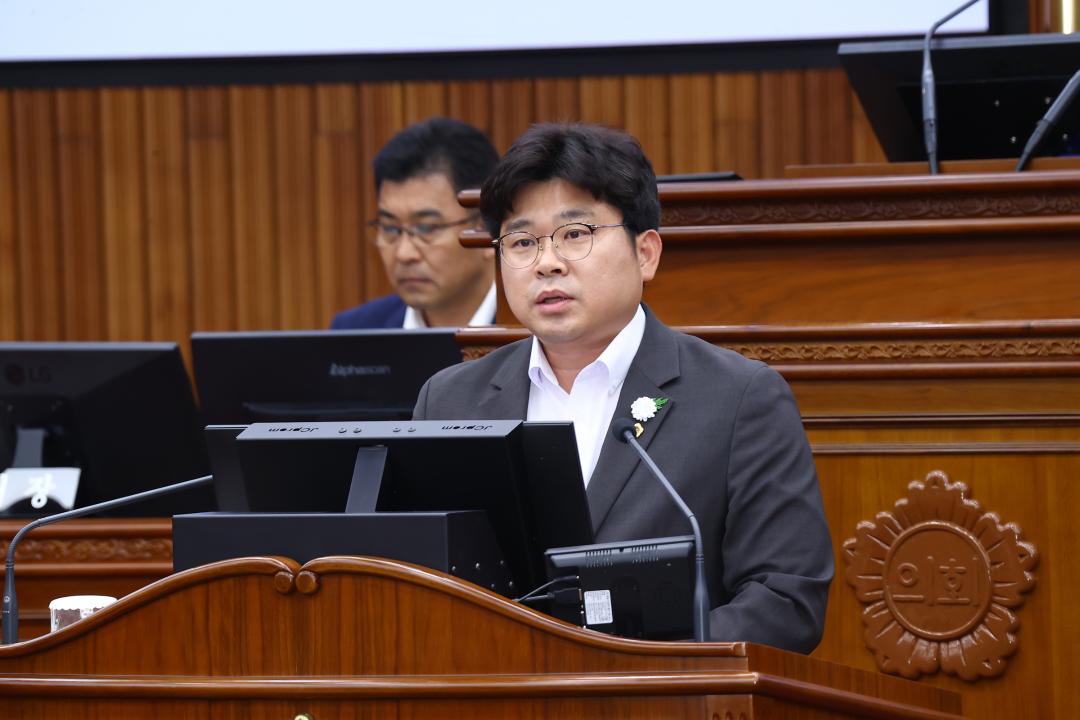 '제338회 제1차 본회의' 게시글의 사진(42) '2025-06-05 제338회 제1차 본회의 (42) 5분자유발언 전찬성의원.jpg'