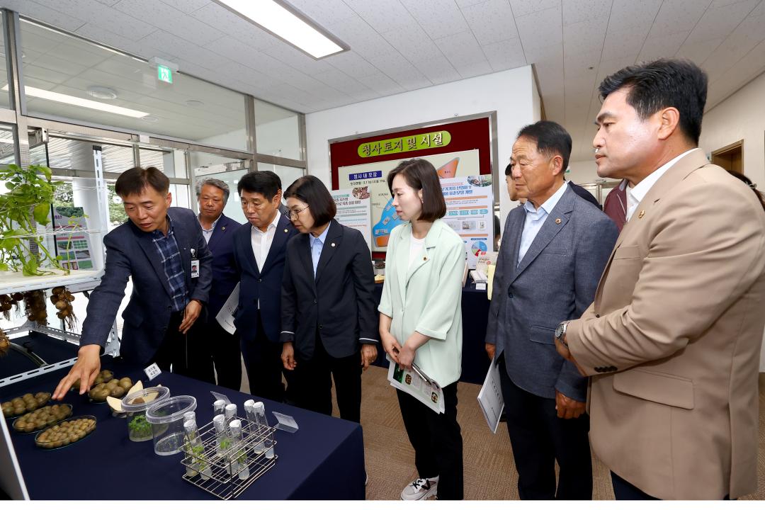 '제339회 농림수산위원회 의정연찬회' 게시글의 사진(55) '2025-07-15 제339회 농림수산위원회 의정연찬회 (55).jpg'