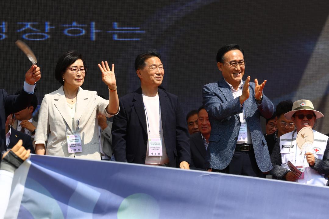 '2026 제20회 강원특별자치도 이통장 한마음대회' 게시글의 사진(10) '2026-06-11 2026 제20회 강원특별자치도 이통장 한마음대회 (10).jpg'