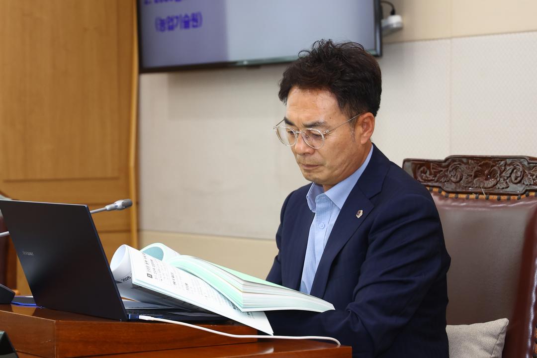 '제347회 제2차 농림수산위원회' 게시글의 사진(4) '2026-07-09 제347회 제2차 농림수산위원회 (4).jpg'