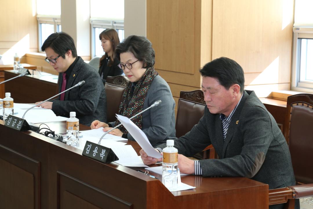 '제262회 제2차 농림수산위원회' 게시글의 사진(2) '2017-03-09 제262회 제2차 농림수산위원회 (2).JPG'