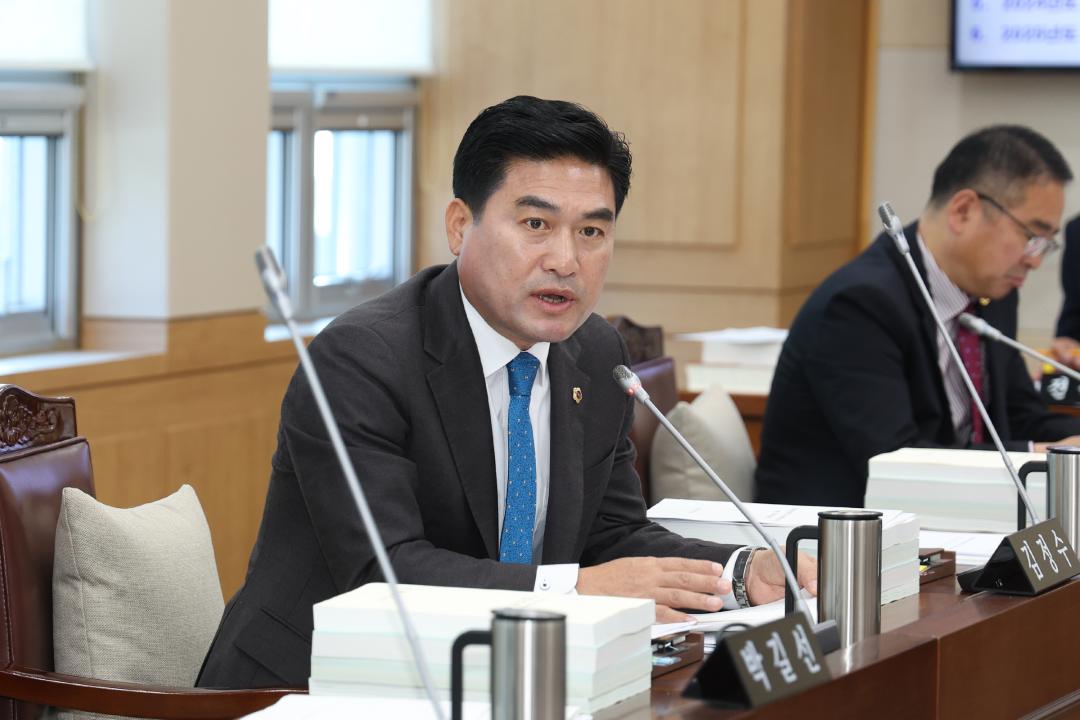 '제333회 제4차 농림수산위원회' 게시글의 사진(14) '2024-11-25 제333회 제4차 농림수산위원회 (14).jpg'