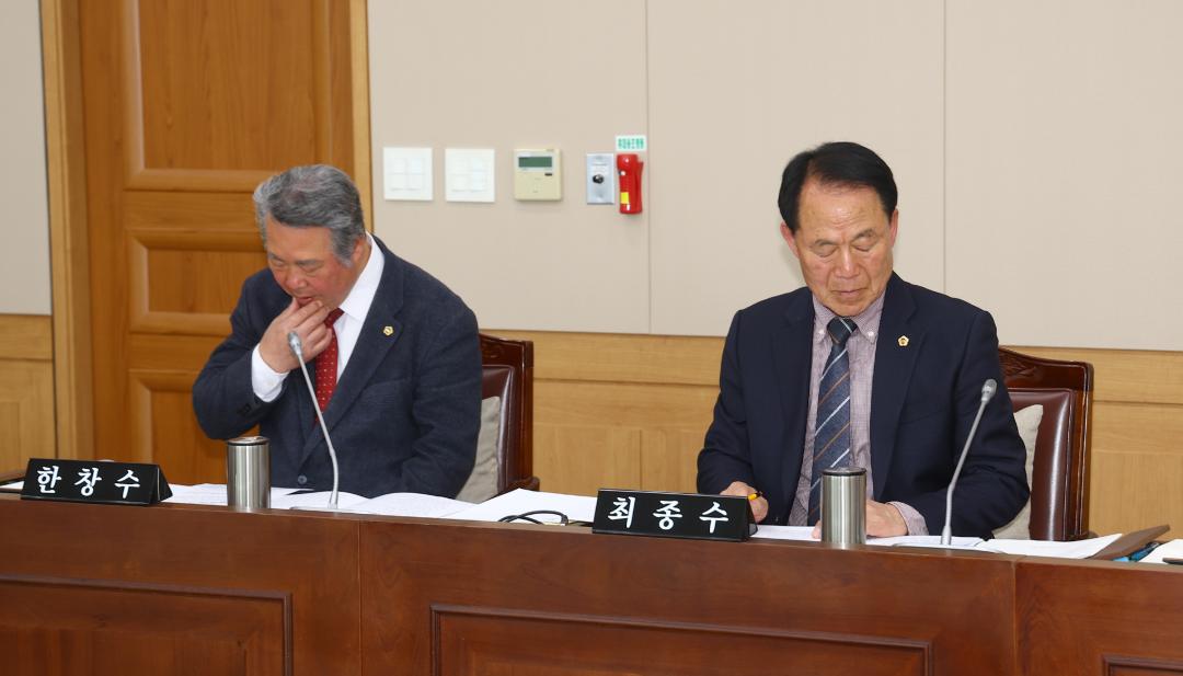 '제344회 제1차 농림수산위원회' 게시글의 사진(15) '2026-03-26 제344회 제1차 농림수산위원회 (14).jpg'