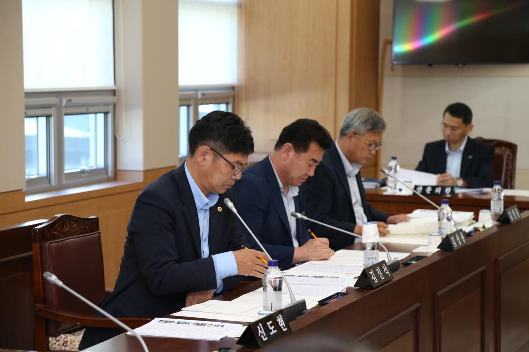 '제275회 제2차 농림수산위원회' 게시글의 사진(3) '2018-09-10 제275회 제2차 농림수산위원회 (3).JPG'