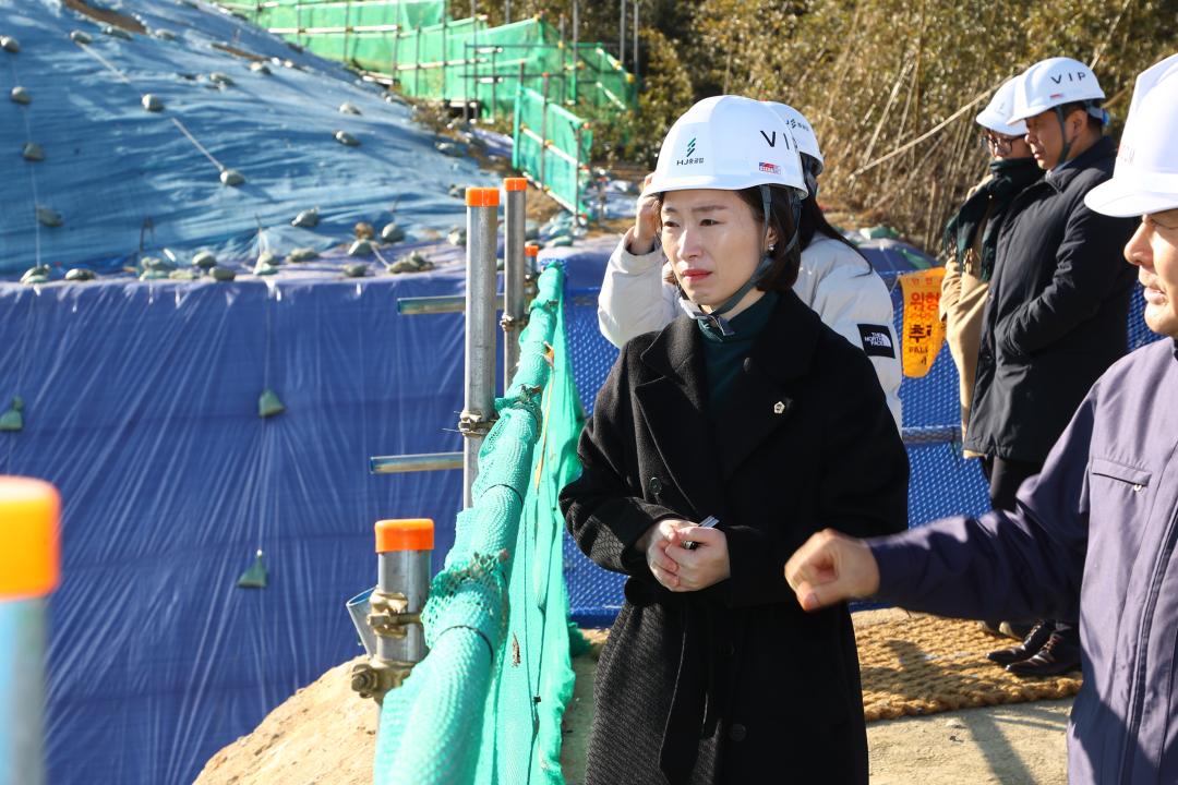 '제334회 미래모빌리티 혁신 특별위원회 현지시찰(2일차)' 게시글의 사진(21) '2025-02-14 제334회 미래모빌리티 혁신 특별위원회 현지시찰 (21).jpg'