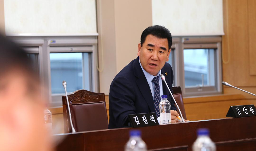 '2019년도 농림수산위원회 행정사무감사(농정국 소관)' 게시글의 사진(15) '2019-11-13 2019년도 농림수산위원회 행정사무감사(농정국 소관) (15).jpg'