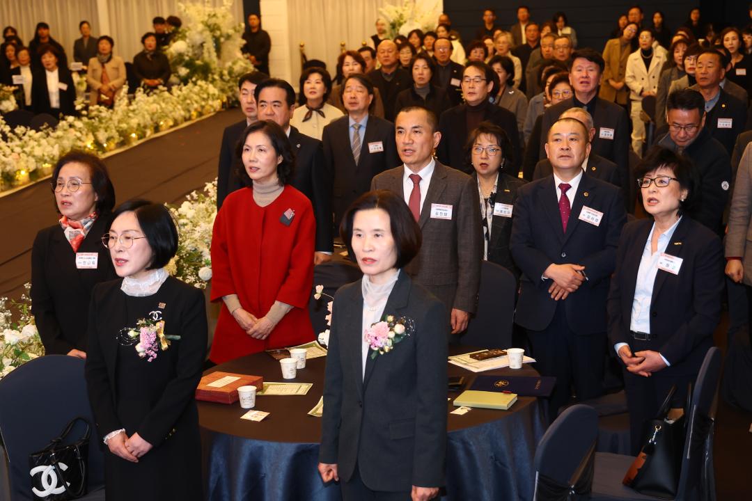 '강원특별자치도여성단체협의회 회장이취임식' 게시글의 사진(14) '2026-02-23 강원특별자치도여성단체협의회 회장이취임식 (14).jpg'