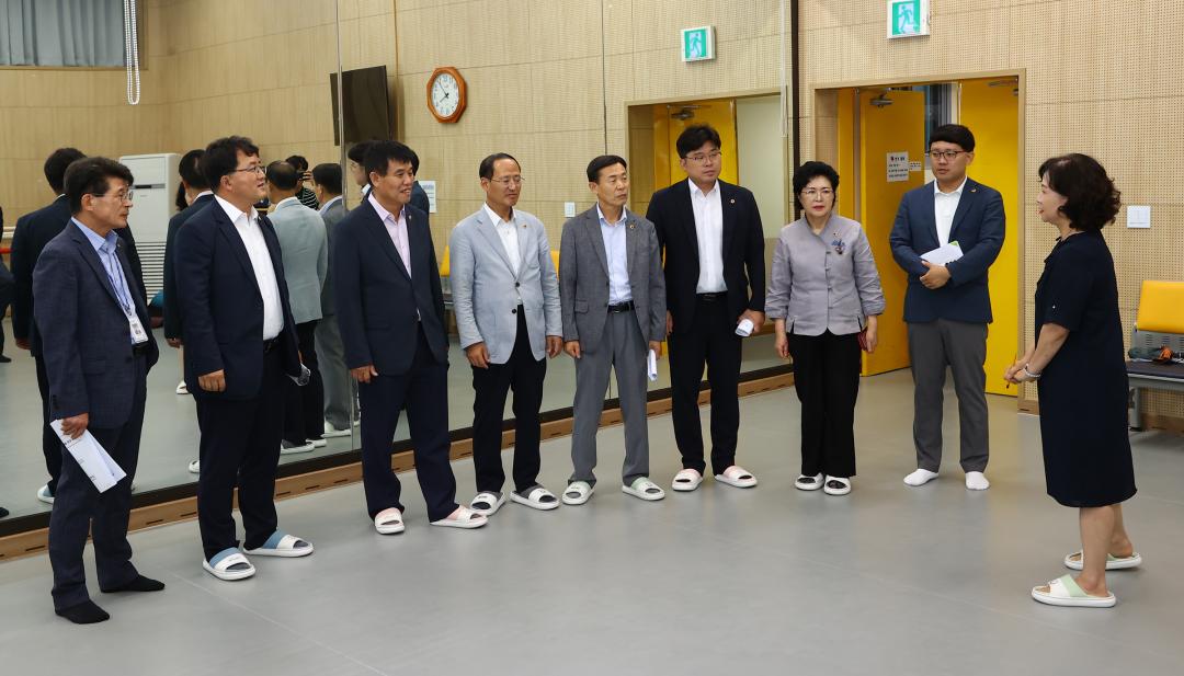 '강원특별자치도의회 교육위원회 의정연찬회' 게시글의 사진(39) '2025-07-17 강원특별자치도의회 교육위원회 의정연찬회 (40)(강원예술고등학교).jpg'