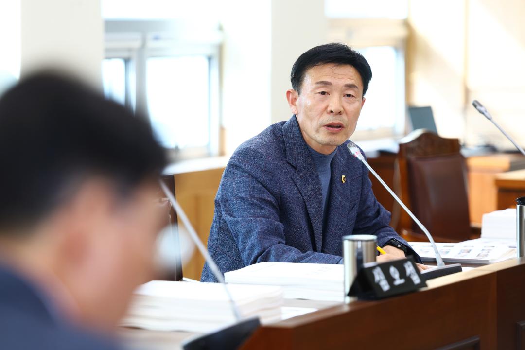 '제344회 제3차 교육위원회' 게시글의 사진(19) '2026-03-27 제344회 제3차 교육위원회 (19).jpg'