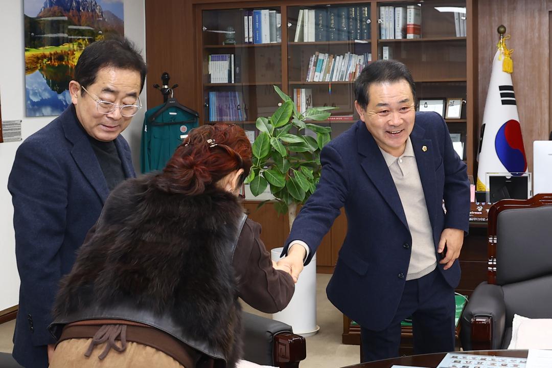 '강원특별자치도자영업자총연합회 간담' 게시글의 사진(4) '2025-12-29 자영업자총연합회 간담 (4).jpg'