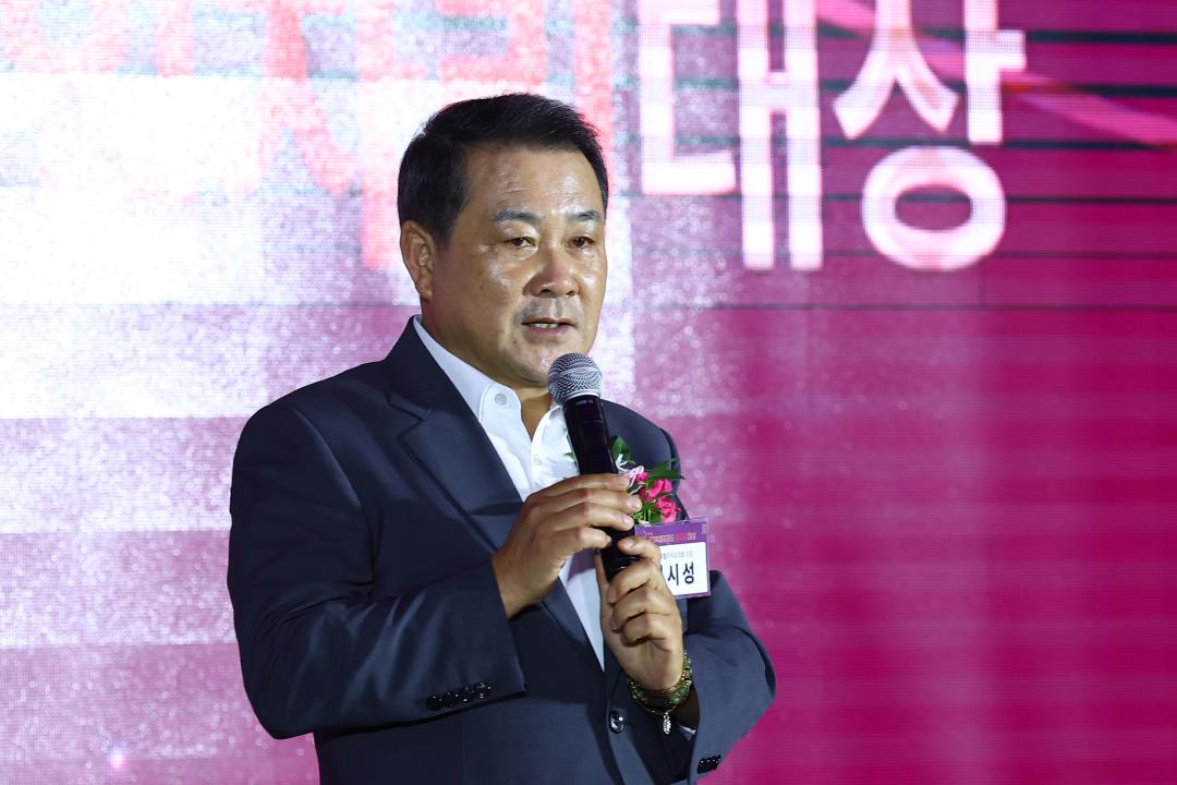 '제7회 강원특별자치도 일자리대상 시상식' 게시글의 사진(9) '2025-06-24 제7회 강원특별자치도 일자리대상 (9).jpg'