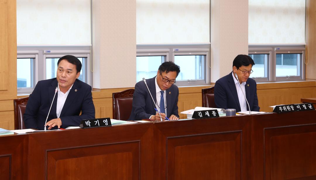 '제347회 제3차 기획안전소방위원회' 게시글의 사진(12) '2026-07-10 제347회 제3차 기획안전소방위원회 (12).jpg'