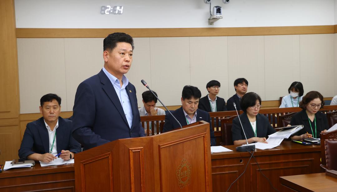 '제347회 제1차 의회운영위원회' 게시글의 사진(21) '2026-07-07 제347회 제1차 의회운영위원회 (21).jpg'