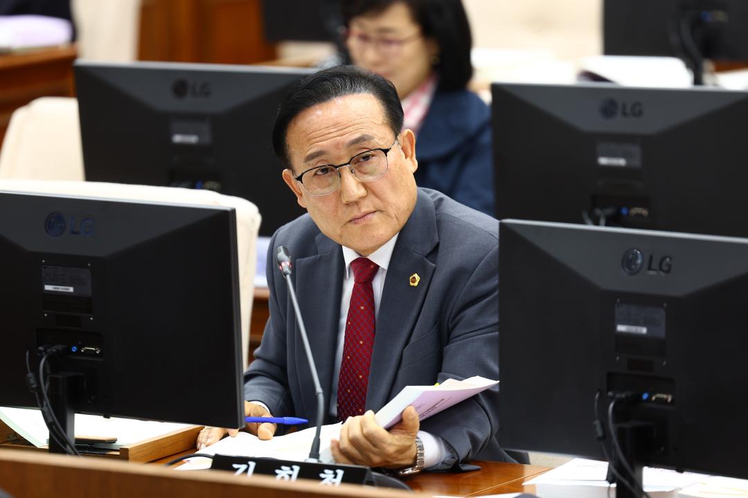 '제344회 제1차 예산결산특별위원회' 게시글의 사진(38) '2026-04-01 제344회 제1차 예산결산특별위원회 (38).jpg'