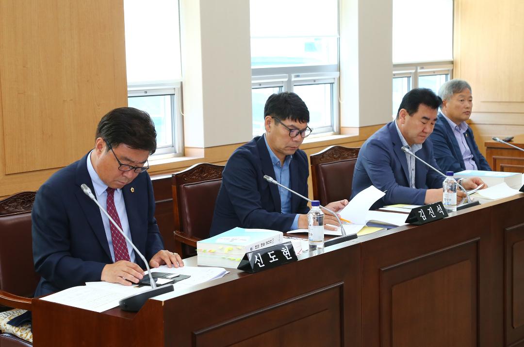 '제282회 제5차 농림수산위원회' 게시글의 사진(3) '2019-06-13 제282회 제5차 농림수산위원회 (3).jpg'