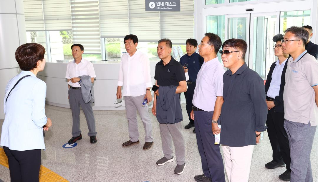 '폐광지역개발지원 특별위원회 현지시찰' 게시글의 사진(17) '2025-08-18 폐광지역개발지원 특별위원회 현지시찰(문경석탄박물관) (19).jpg'